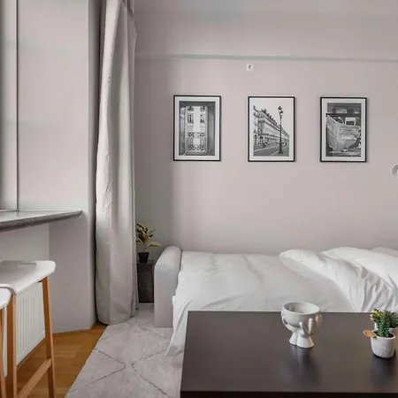 Dinbnb L Cozy Modern In - 1 Min To Tram شقة