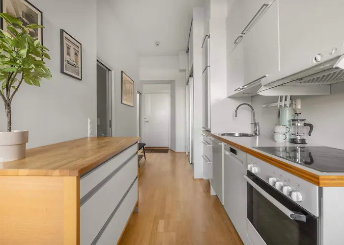 Dinbnb L Cozy Modern In - 1 Min To Tram *